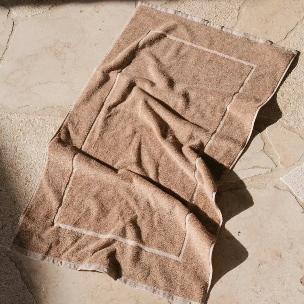 towels and bathmats store