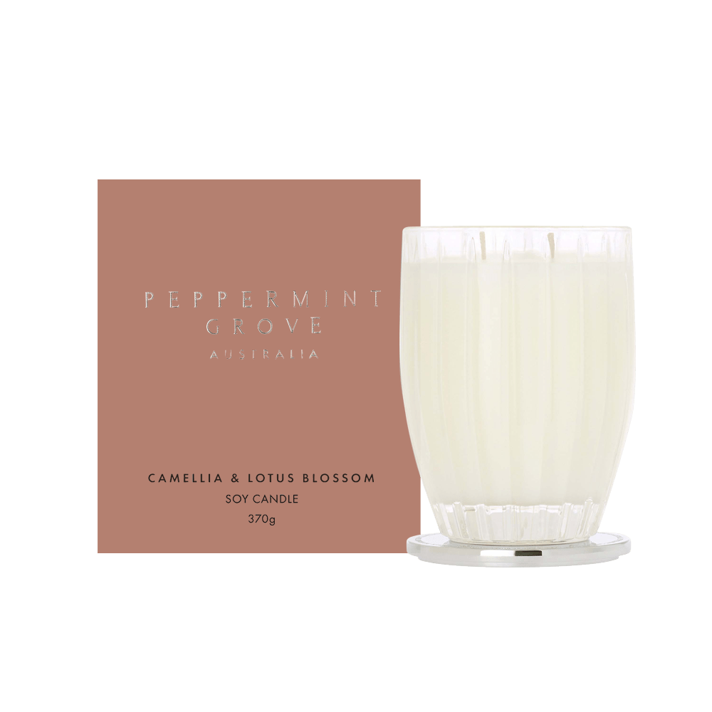 Camellia & Lotus Blossom 370g Candle