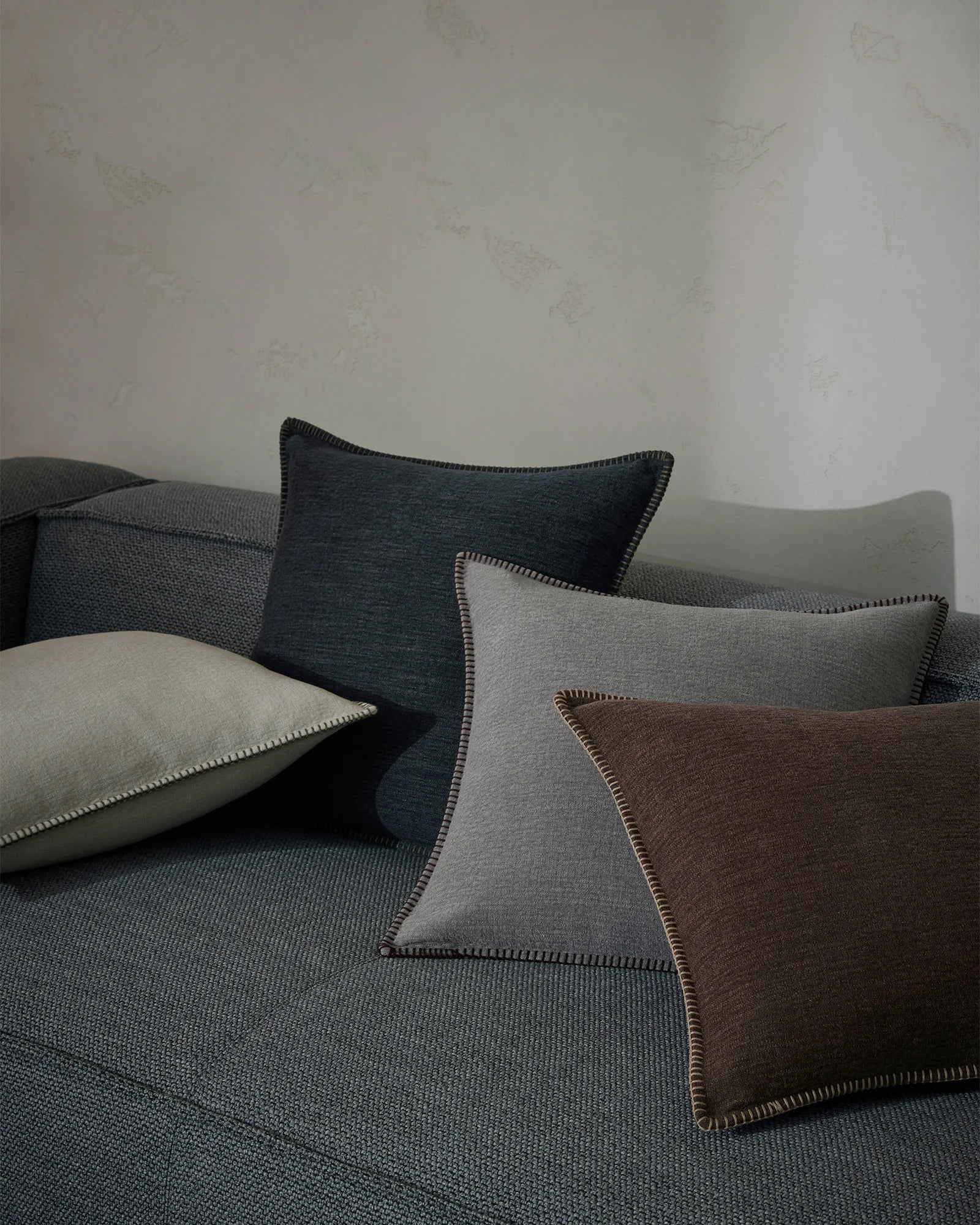 Alba Cushion-Weave Home