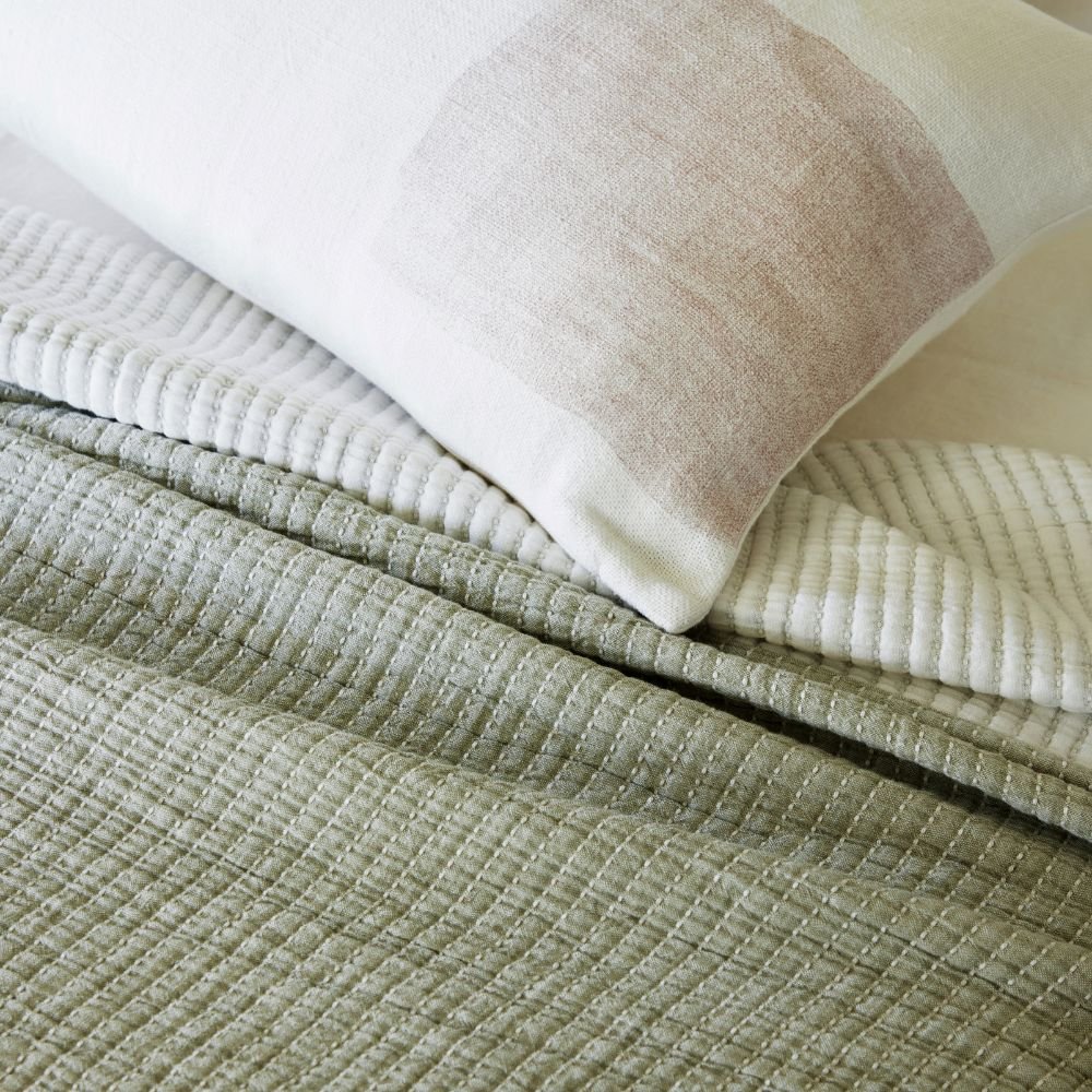 Ease Quilted Bed Cover Set Pistachio-Eadie Lifestyle