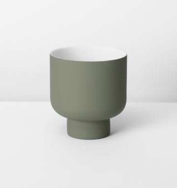 Fergus Planter Olive-Warranbrooke