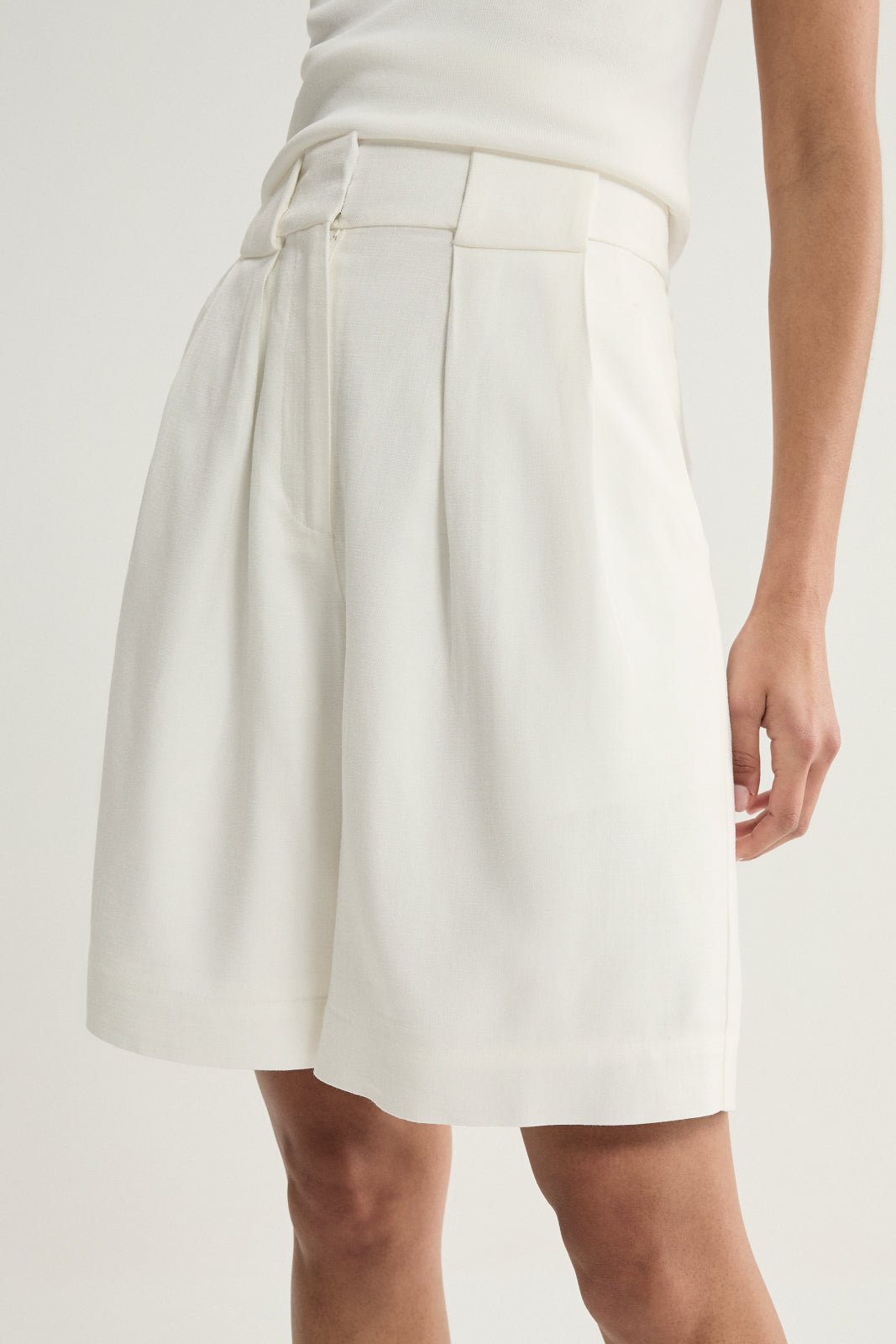 Ford Short White-Elka Collective
