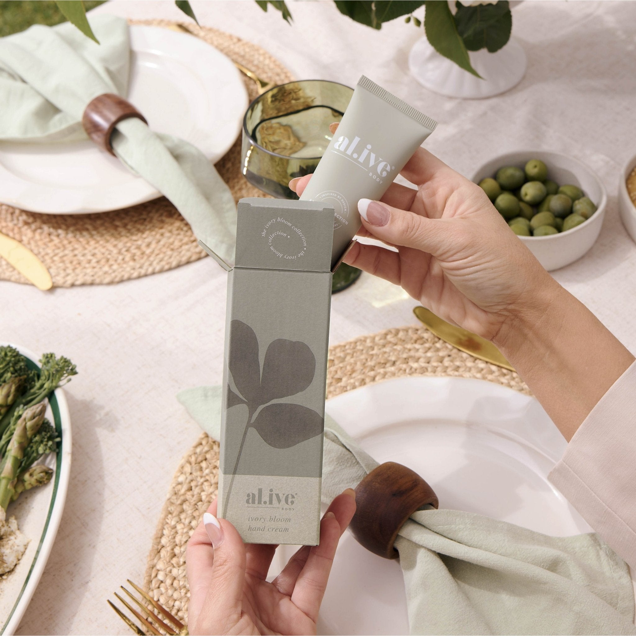 Ivory Bloom Hand Cream - Alive Body