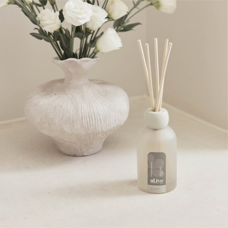Ivory Bloom Reed Diffuser - Alive Body