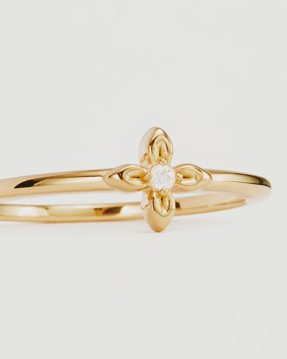 Live In Light Ring 18k Gold-By Charlotte