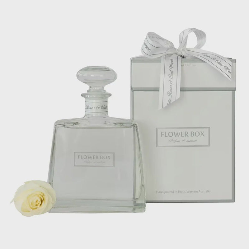 Roses & Oud Wood Hallmark White - Flower Box
