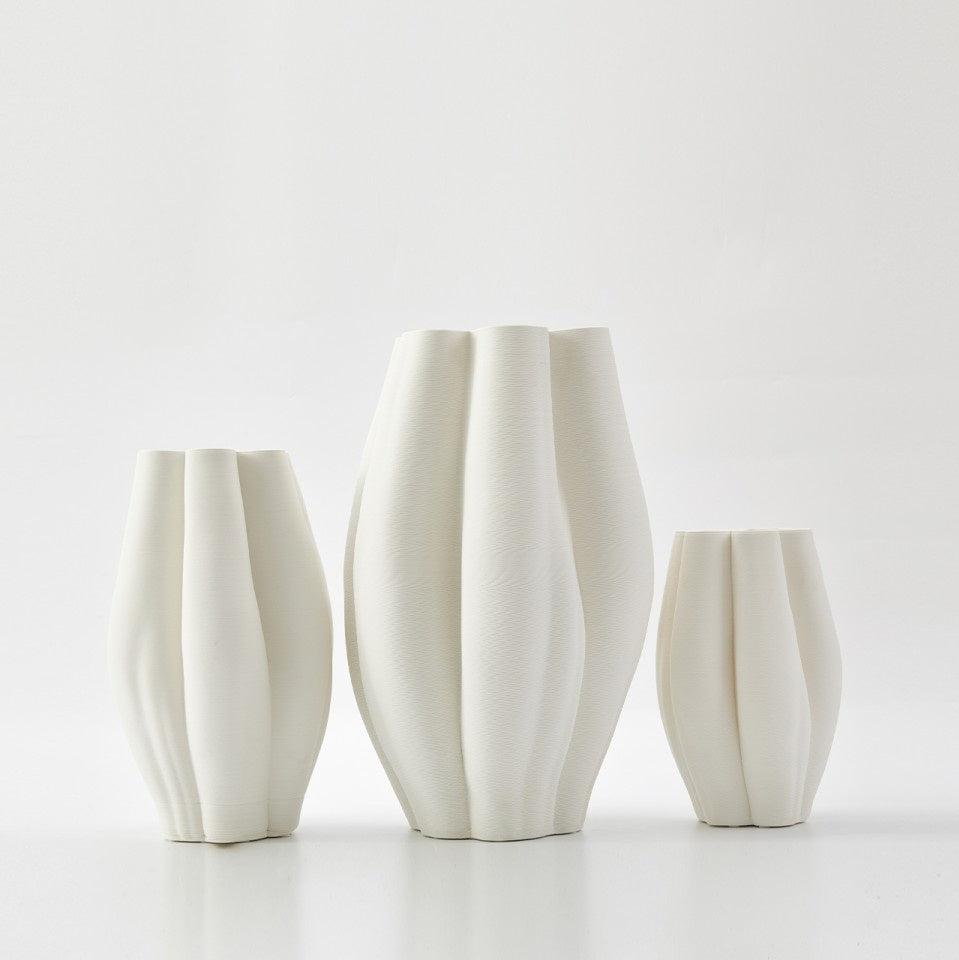 La Mer Vase Ivory